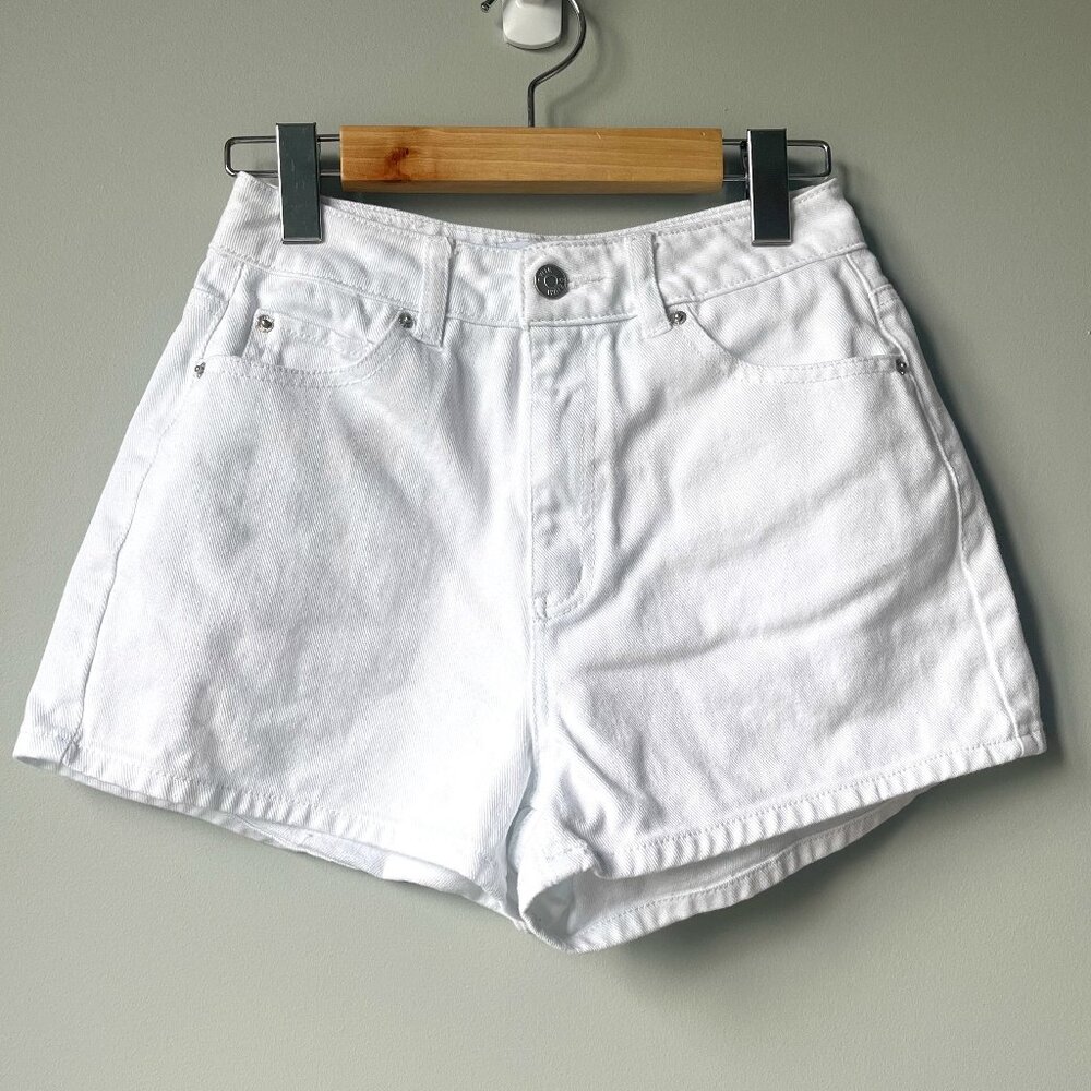 Twik high waist jean short in white